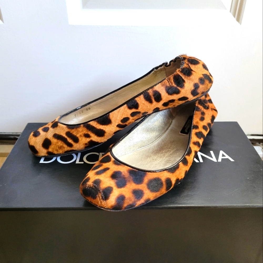 Dolce & Gabbana leopard pony flats